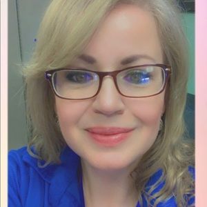 Meet your Posher, Leslie